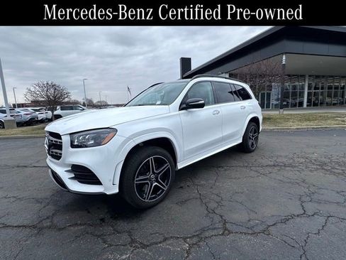 Used 2023 Mercedes-Benz GLS 450 4MATIC image 3