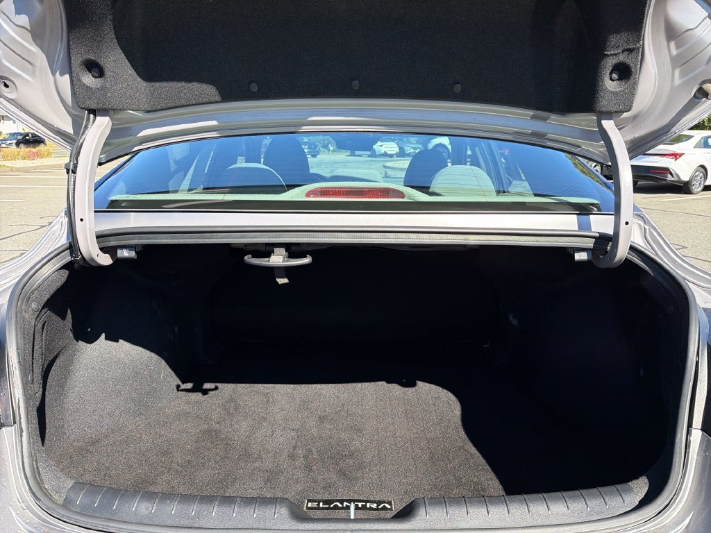 Certified 2024 Hyundai Elantra SEL FWD image 24
