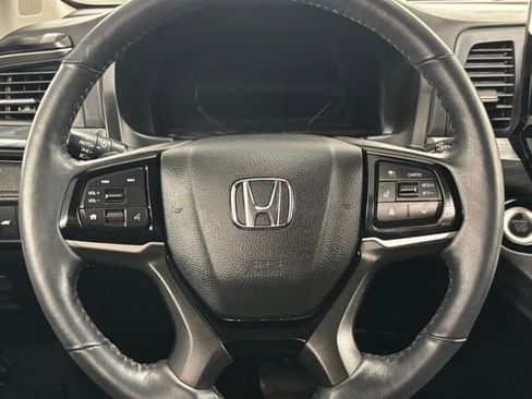 Used 2025 Honda Odyssey Elite image 30