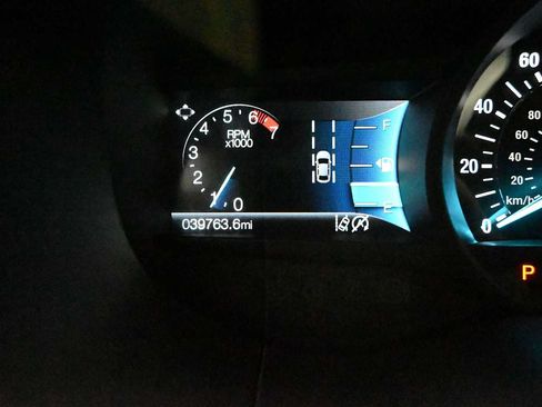 Used 2023 Ford Edge SEL AWD/4WD image 10