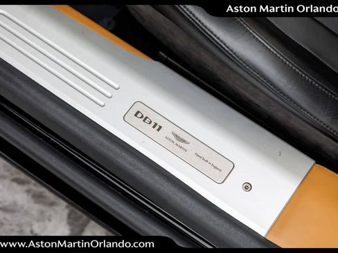 Used 2019 Aston Martin DB11 Volante image 48