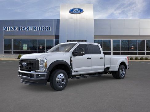 New 2026 Ford F450 XL w/ XL Driver Assist Package AWD/4WD image 1