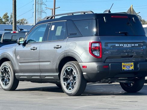 New 2025 Ford Bronco Sport Outer Banks w/ Outer Banks Tech Package+ image 6