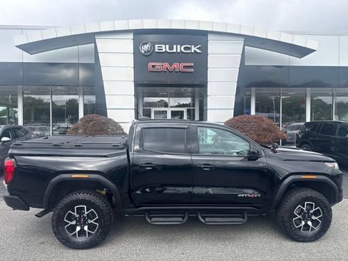 Used 2023 GMC Canyon AT4X AWD/4WD image 32