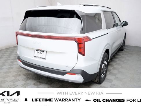 New 2026 Kia Carnival EX FWD image 5