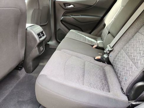 Used 2022 Chevrolet Equinox LT FWD image 23