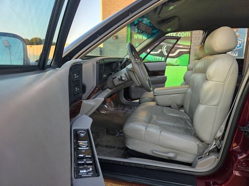Used 1999 Buick Le Sabre Custom FWD image 18