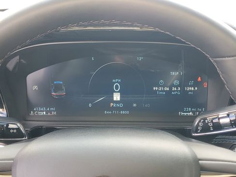 Certified 2023 Lincoln Corsair AWD w/ Equipment Group 101A image 15