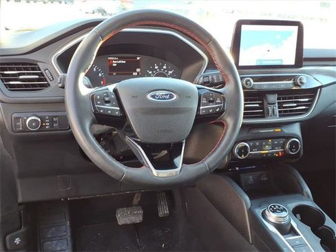 Used 2022 Ford Escape SEL w/ SEL Stealth AWD Package image 12