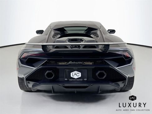 Used 2023 Lamborghini Huracan Tecnica RWD image 7