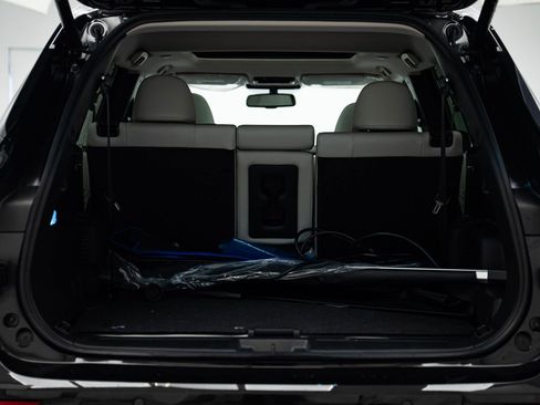 New 2025 Mitsubishi Outlander SEL image 24