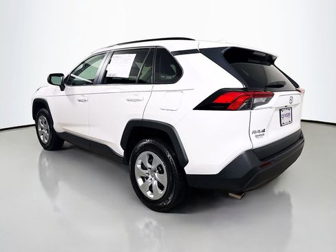 Certified 2021 Toyota RAV4 LE image 5