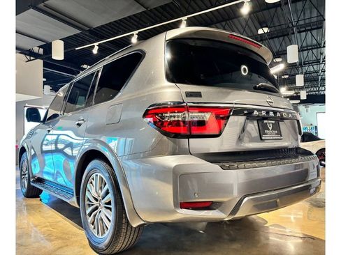 Used 2021 Nissan Armada SL w/ Captain's Chairs Package image 17