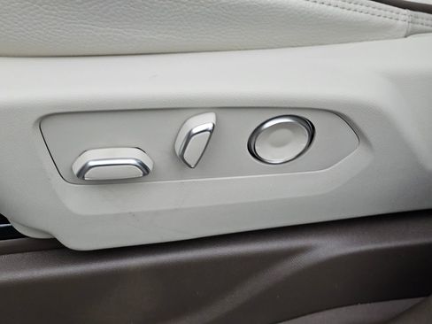 New 2026 GMC Yukon XL Denali w/ Advanced Technology Package AWD/4WD image 64