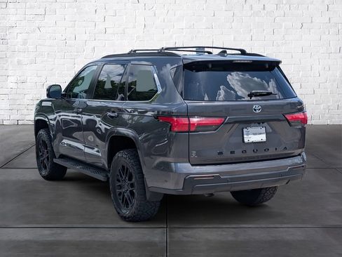 Used 2024 Toyota Sequoia SR5 w/ SR5 Premium Package AWD/4WD image 5