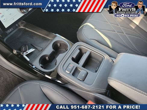 Certified 2025 Ford Mustang Mach-E Select image 8