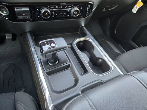 Used 2024 Chevrolet Silverado 1500 LT w/ All Star Edition Plus RWD image 18