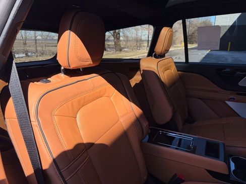 New 2026 Lincoln Aviator Black Label image 25