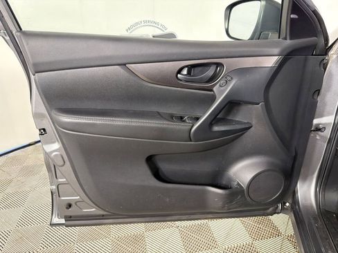 Used 2021 Nissan Rogue Sport S FWD image 10