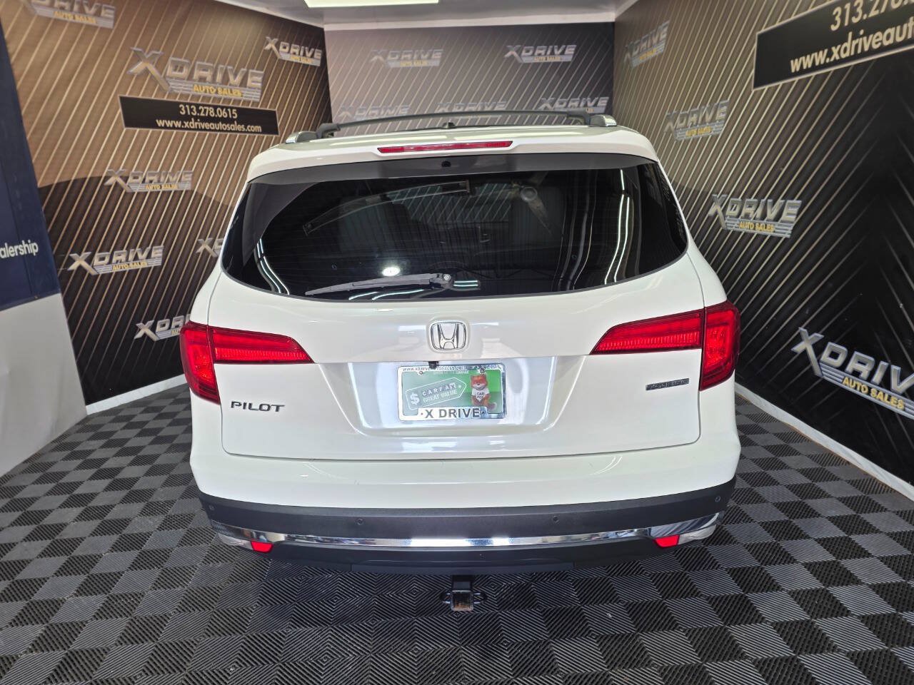 Used 2016 Honda Pilot Touring image 13