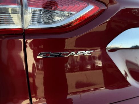 Used 2016 Ford Escape Titanium w/ Equipment Group 301A image 40