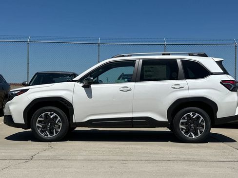 New 2026 Subaru Forester Premium AWD/4WD image 6