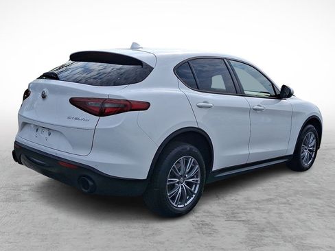 Used 2023 Alfa Romeo Stelvio Sprint AWD/4WD image 5