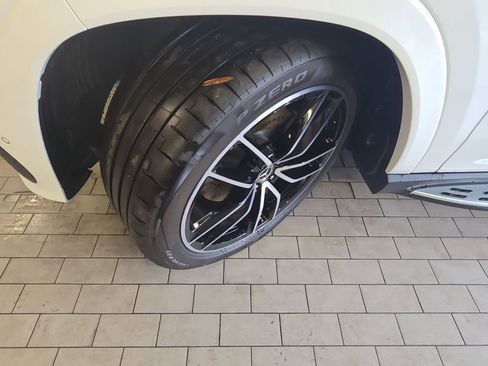 New 2025 Mercedes-Benz GLS 580 4MATIC image 35