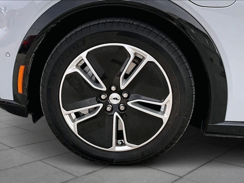 Used 2023 Ford Mustang Mach-E Premium image 10