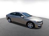 Used 2024 Chevrolet Malibu LT image 2