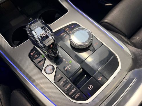 Used 2019 BMW X5 xDrive40i w/ M Sport Package AWD/4WD image 46