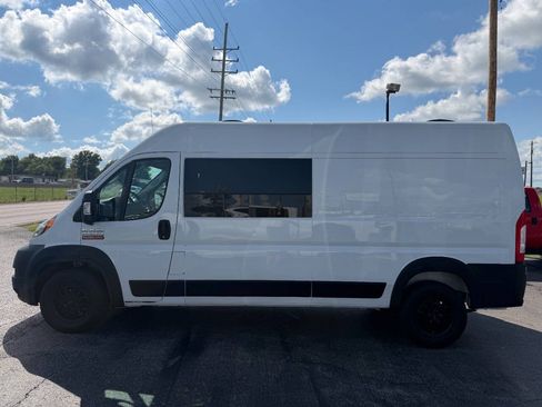 Used 2021 RAM ProMaster 2500 FWD image 1