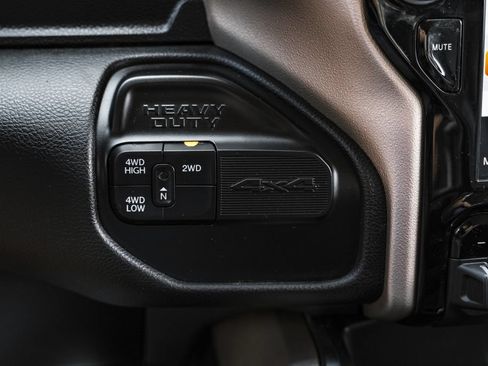 Used 2022 RAM 3500 Laramie AWD/4WD image 34