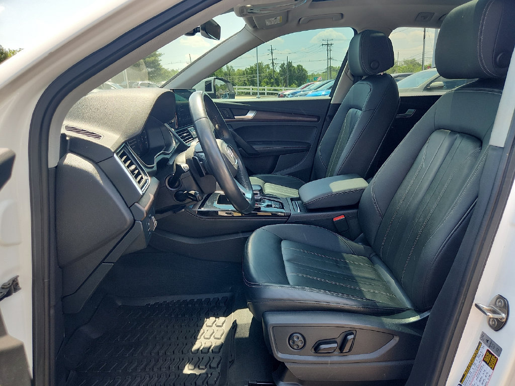Used 2021 Audi Q5 2.0T Premium Plus w/ Premium Plus Package AWD/4WD image 14