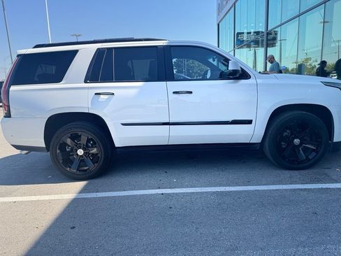 Used 2018 Cadillac Escalade Platinum AWD/4WD image 6