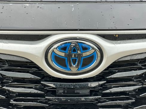 Used 2021 Toyota Highlander LE image 46