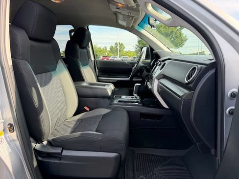 Used 2017 Toyota Tundra SR AWD/4WD image 18
