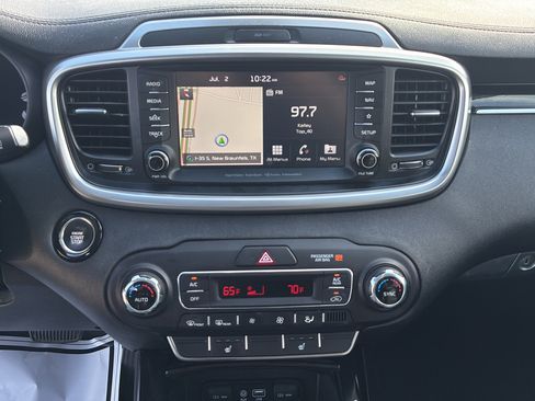 Used 2020 Kia Sorento SX FWD image 29