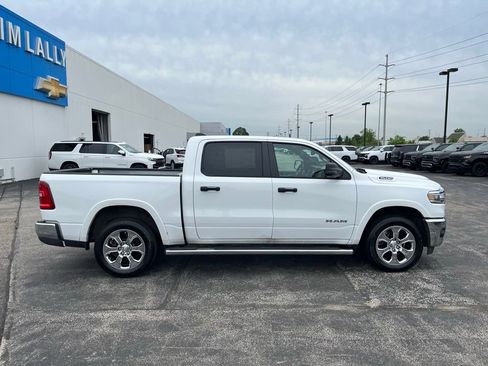 Used 2026 RAM 1500 Big Horn AWD/4WD image 8