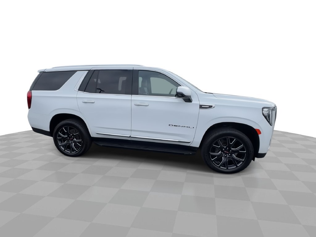 Used 2023 GMC Yukon Denali AWD/4WD image 9
