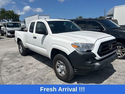Used 2021 Toyota Tacoma SR AWD/4WD image 6