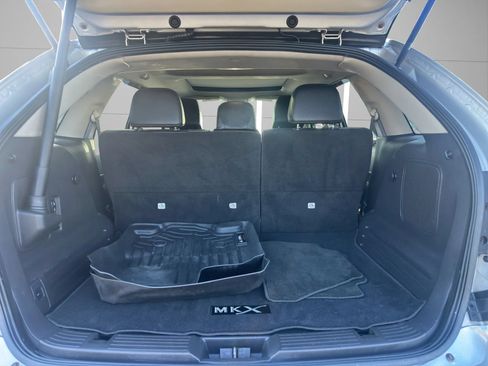 Used 2012 Lincoln MKX AWD image 11