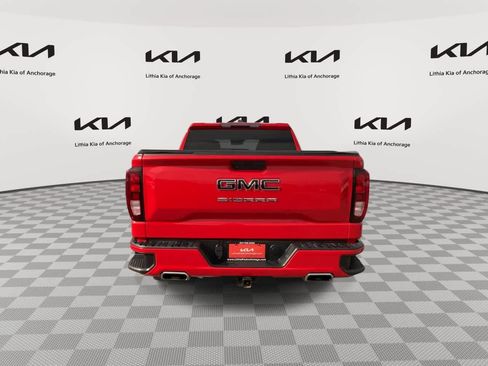 Used 2021 GMC Sierra 1500 Elevation w/ LPO, Elevation Black Package AWD/4WD image 7