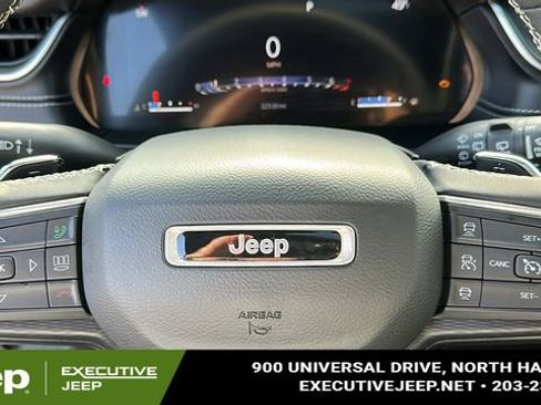 Used 2023 Jeep Grand Cherokee L Altitude image 12