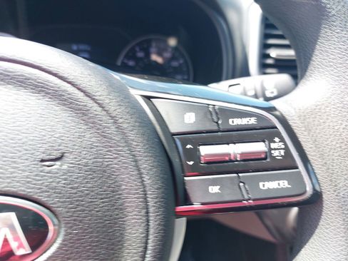 Used 2022 Kia Sportage LX w/ LX FWD Value Edition Package image 18