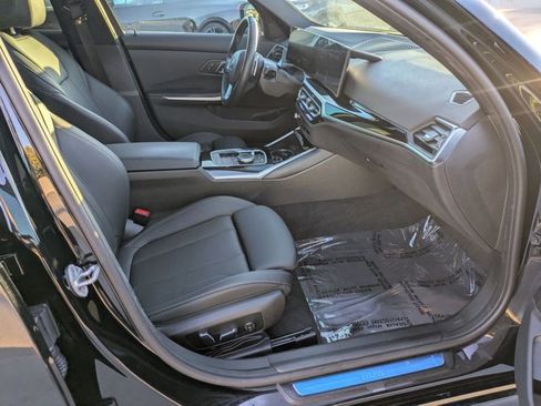 Certified 2024 BMW 330e 330e w/ Convenience Package image 22