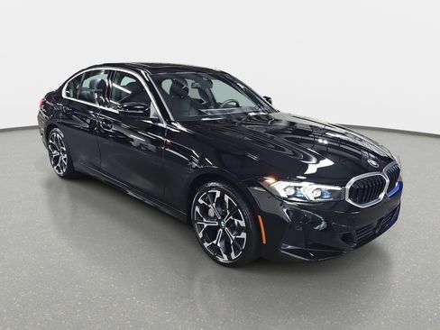 New 2025 BMW 330i xDrive Sedan w/ Convenience Package image 3