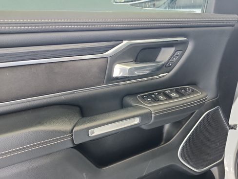 Used 2023 RAM 1500 Laramie AWD/4WD image 17