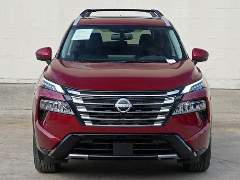 Used 2025 Nissan Rogue Platinum w/ Platinum Premium Package FWD image 42