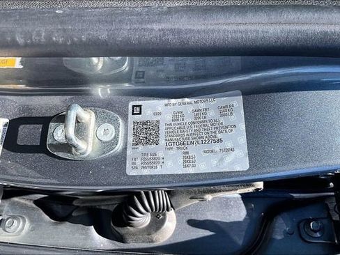 Used 2020 GMC Canyon Denali AWD/4WD image 3